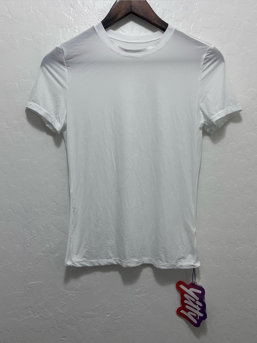 Yitty by Fabletics White Stretchy Fit Crew Tee Shirt NWT Size S